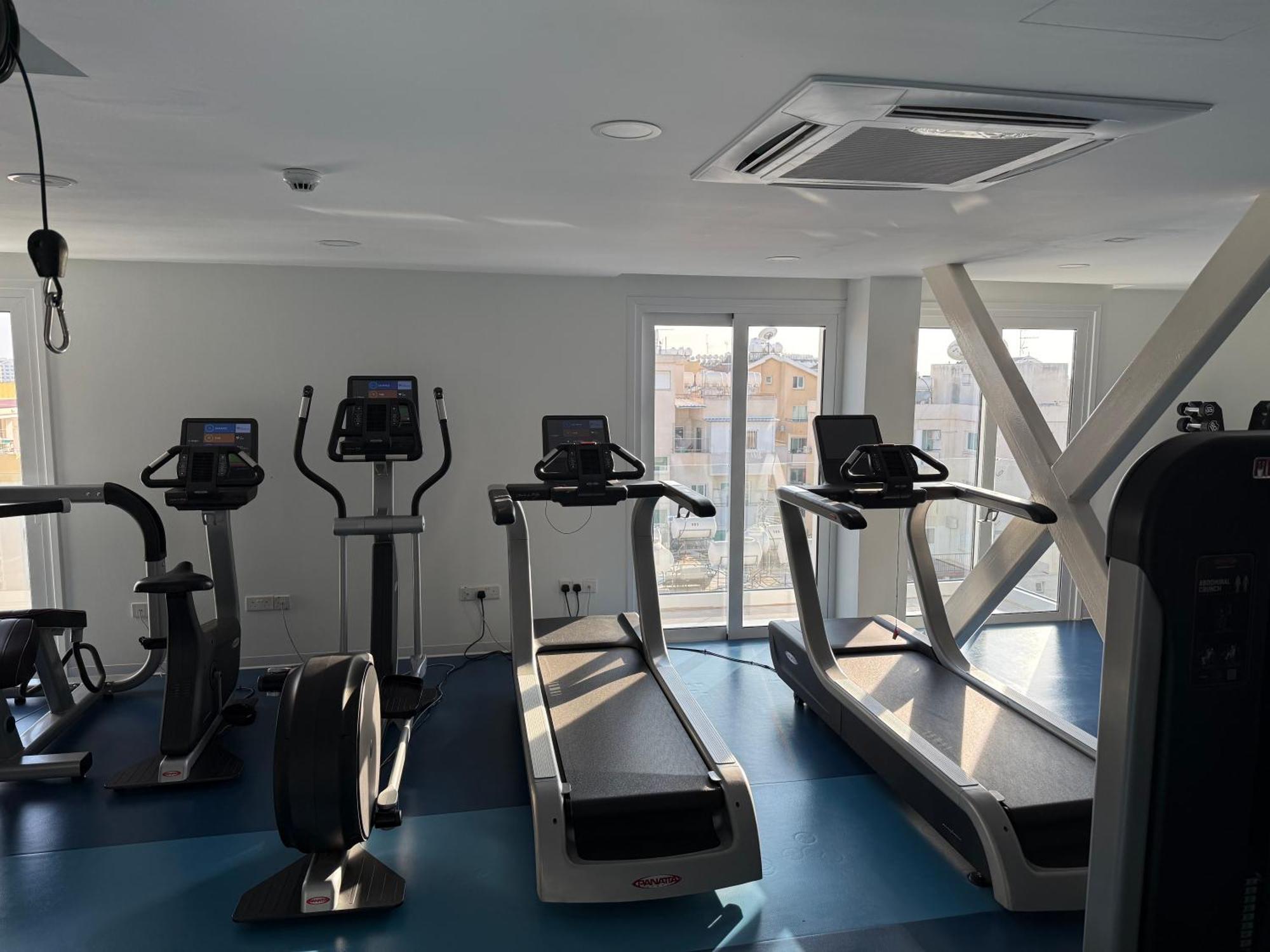 Best Western Plus Larco Hotel ลาร์นาคา ภายนอก รูปภาพ